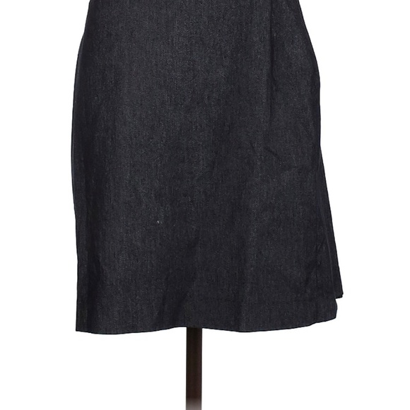 Zara Basic Demin Skirt - Picture 2 of 3